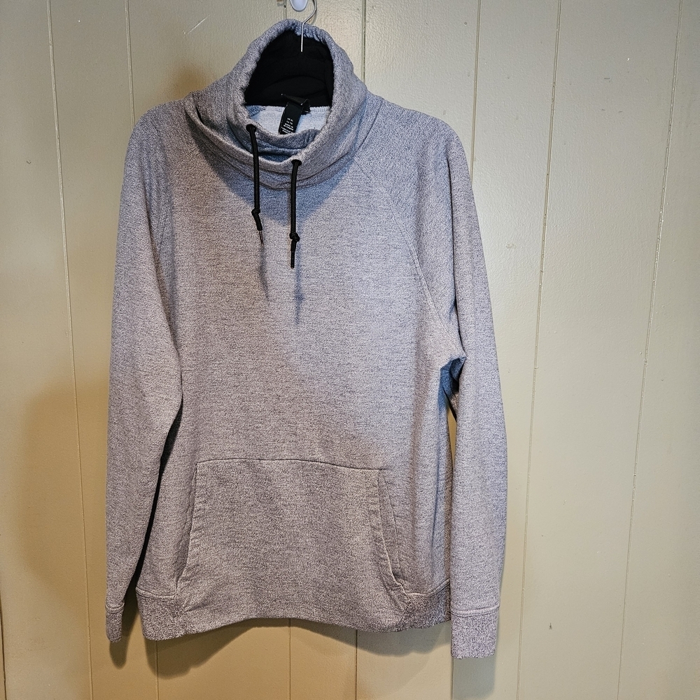 H&M Cozy Gray Funnel Neck Sweatshirt | Size XL | Soft, Stylish & Comfortable - Picture 1 of 5